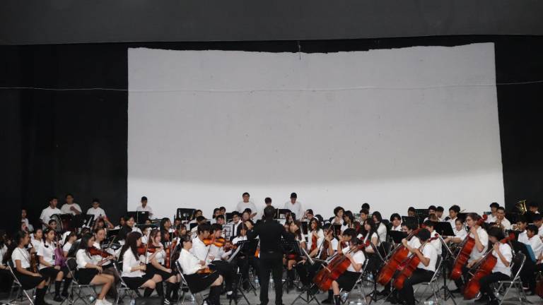 Ofrecen concierto monumental en Escuinapa