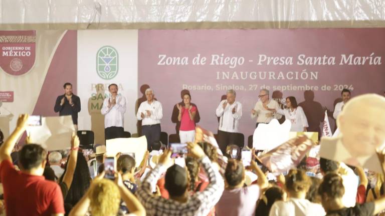 Inauguran AMLO y Sheinbaum el distrito de riego de la Presa Santa María