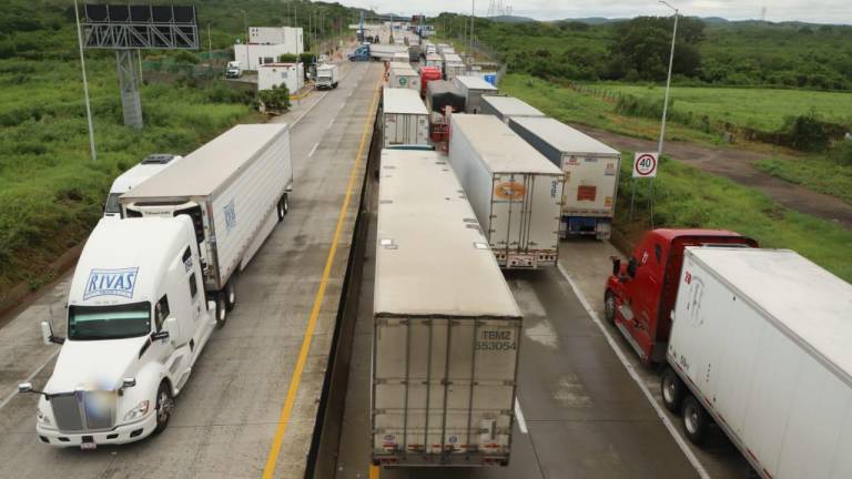 Reabren ya la Autopista Mazatlán-Culiacán
