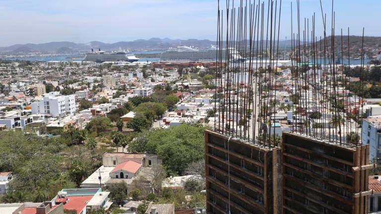 Colonos del Cerro del Vigía detallan irregularidades en construcción de edificio de 9 niveles