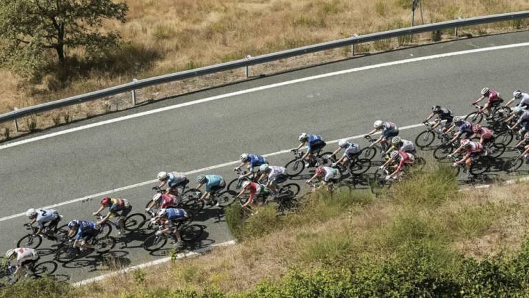 Isaac del Toro sube un peldaño en La Vuelta a España