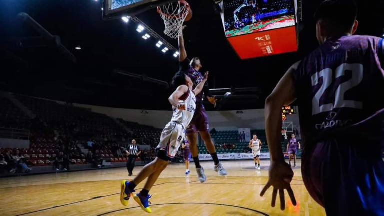 Marinos Basketball regresa con manos vacías de gira sonorense