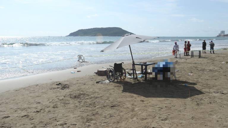 El sábado pasado un hombre fue asesinado a balazos en una playa de Mazatlán.