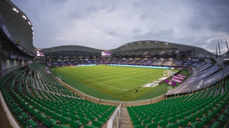 El estadio El Encanto tendrá actividad viernes y sábado.