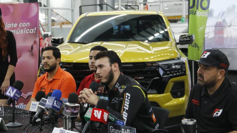 Alexis Chacón encabeza la rueda de prensa del evento.