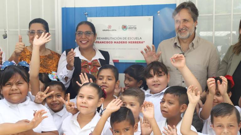 La rehabilitación incluye a los baños, la colocación de vitropiso, la pintura de las aulas, el mantenimiento de los aires acondicionados, entre otras.