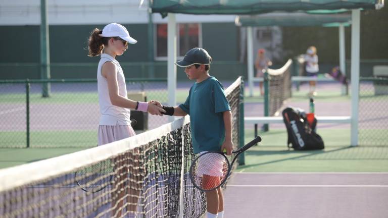 Andrés Pérez debuta con victoria en Copa Amstel de Tenis