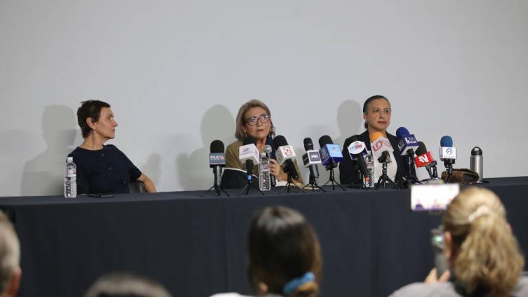 Miembros de Parque Natural Faro Mazatlán dan a conocer lo que procede ahora que se disolverá la IAP que cuida del Cerro del Crestón y el Faro.