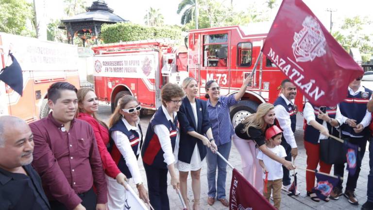 Recibe Bomberos Voluntarios de Mazatlán dos nuevas unidades