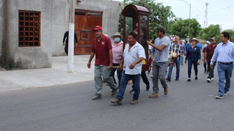 Productores realizan peregrinación en Escuinapa