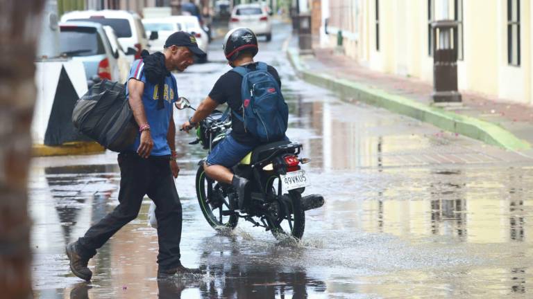 Reporta Protección Civil que no hubo incidentes tras lluvias en la madrugada, en Mazatlán