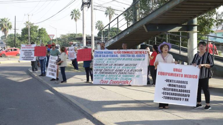 Derechohabientes del Issste en Mazatlán denuncian falta de insumos y exigen nuevo hospital