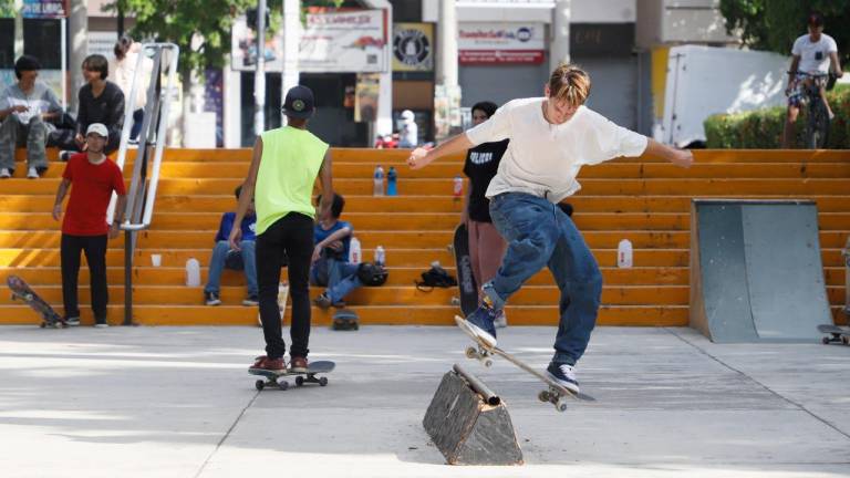 El skateboarding gana popularidad en Sinaloa.