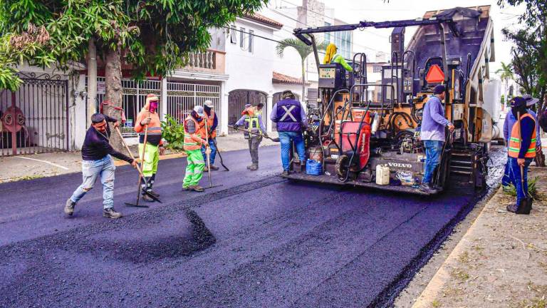 Concluye reencarpetado de calle Teodoro Mariscal, en el Fraccionamiento Estadio