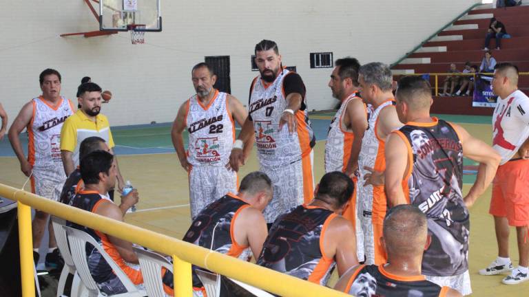 Horacio Llamas llevó a su equipo al campeonato.