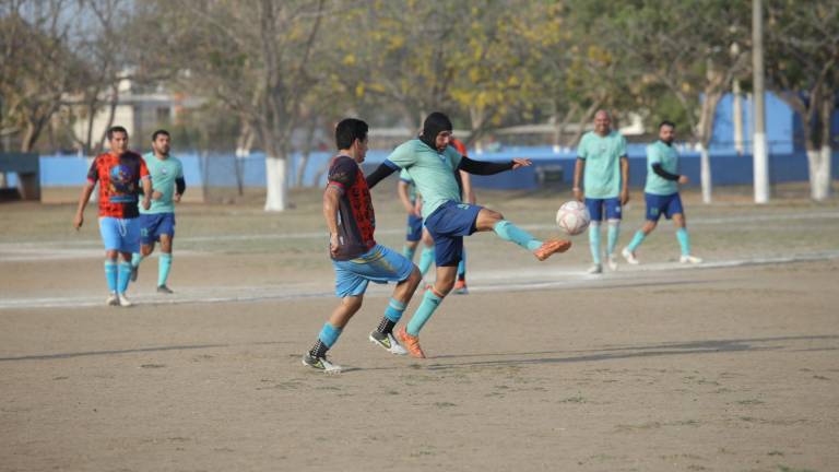 La Liga de Futbol Intermédicos inicia su temporada.