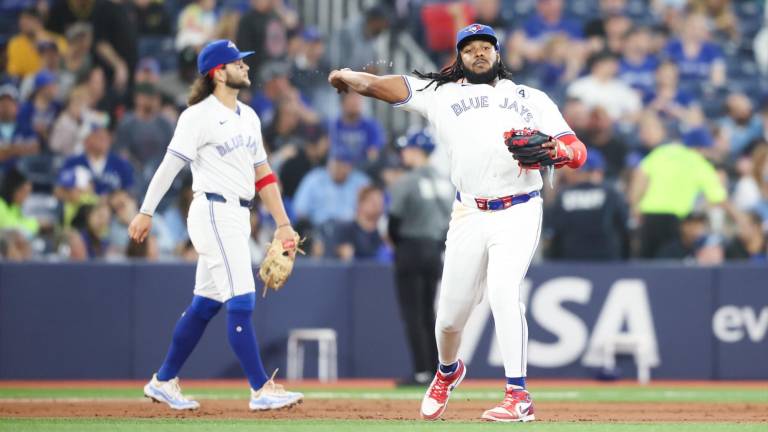 Los Azulejos no están interesados, por ahora, en cambiar a otro equipo a Bo Bichete y Vladimir Guerrero Jr.