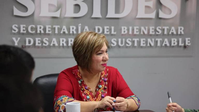 El secretario particular de la titular de Sebides, María Inés Pérez, es acusado por trabajadores de la dependencia de ejercer acoso laboral.