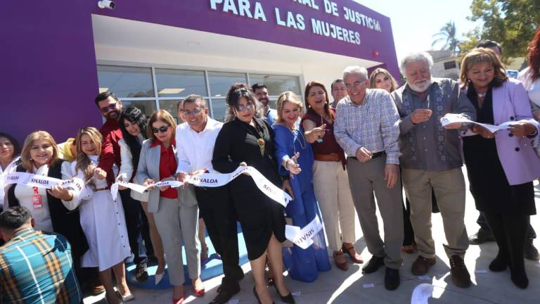 El Centro Regional de Justicia para Mujeres fue inaugurado en la Colonia Valle del Sol.