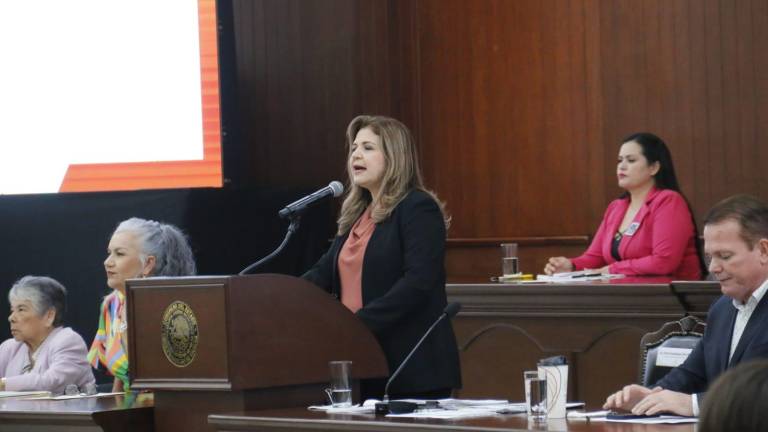 Emma Félix, Auditora Superior del Estado, señala que nueve municipios de Sinaloa presentan insuficiencia financiera para cubrir su gasto corriente.