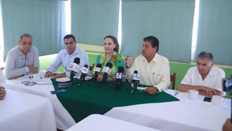 Integrantes del el Frente Político Plural y Ciudadano de Mazatlán apoyarán la candidatura de Xóchitl Gálvez.