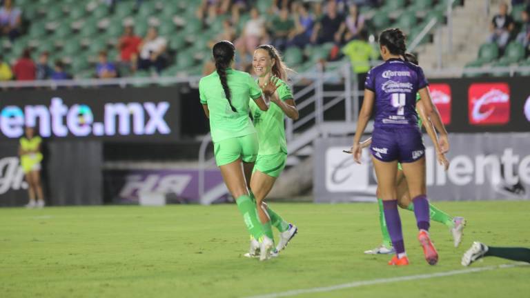 Cañoneras no levantan y registran nueva goleada bajo una intensa lluvia en El Encanto