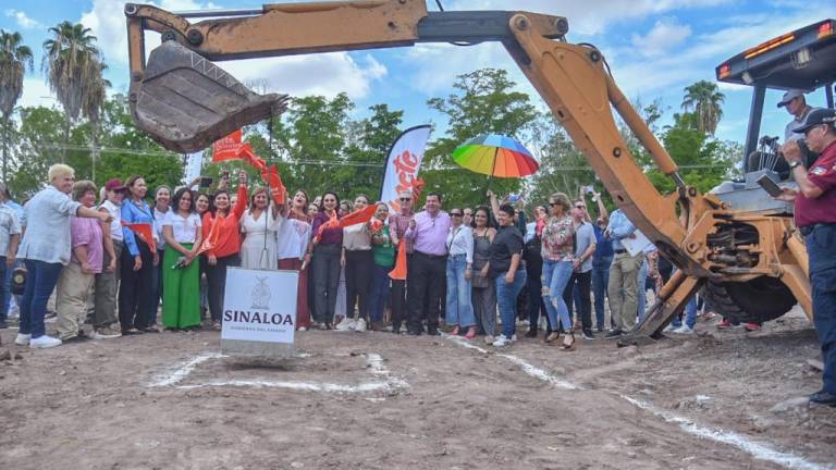 Colocación de la primera piedra del edificio en las inmediaciones del Residencial Paseo Alameda.