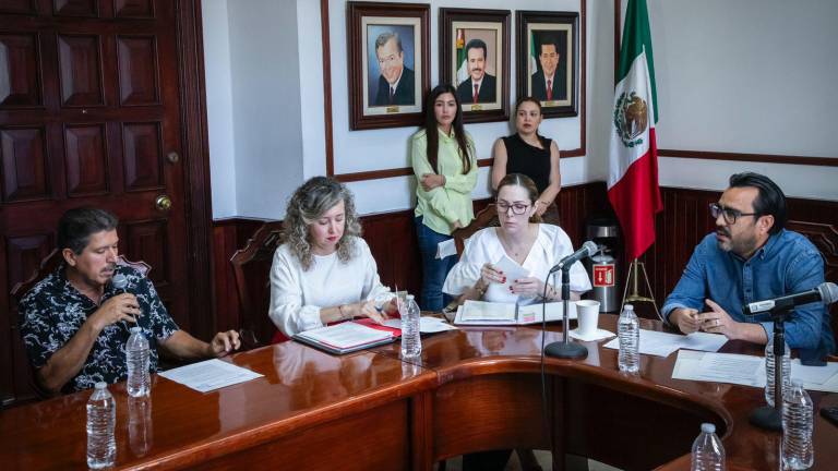 Juan de Dios Gámez Mendívil sostuvo una reunión con los comerciantes este miércoles.