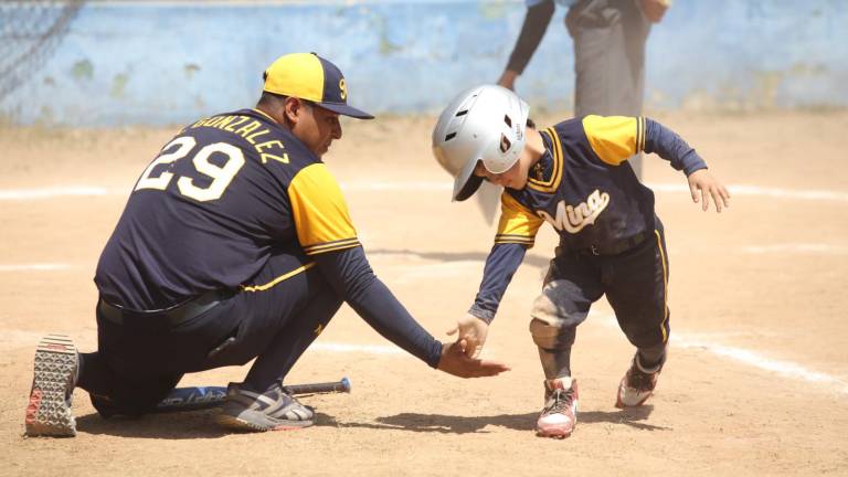 Liga Minatitlán se impone a Liga Muralla por 32-24.