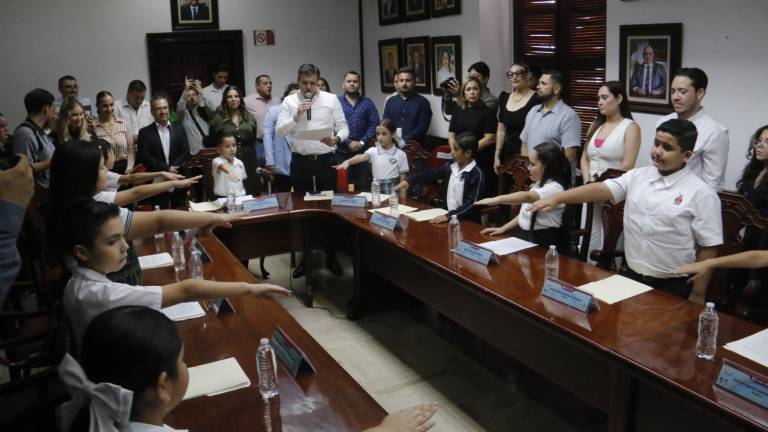 El Cabildo Infantil de Culiacán rinde protesta en los diferentes cargos de representación.