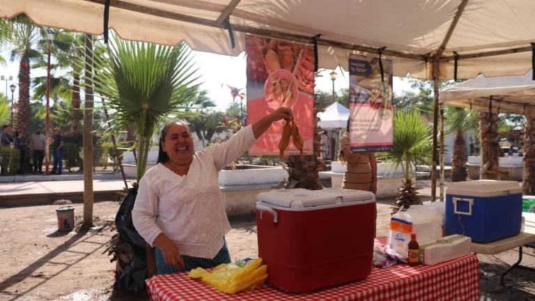 Una gran variedad de sabores, se ofrecieron en la Feria del Tamal.