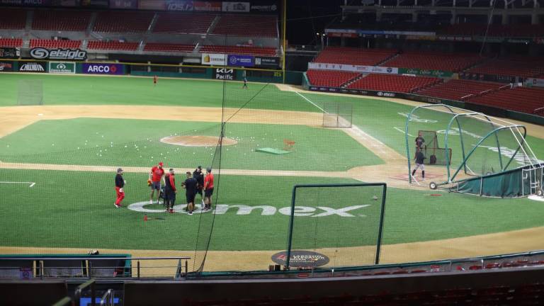 Venados inicia sus entrenamientos en su estadio.