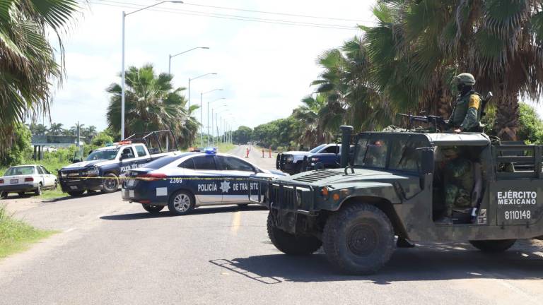 Restringen paso a Playa Ceuta, en Elota, debido a los daños al malecón por oleaje de ‘Kay’