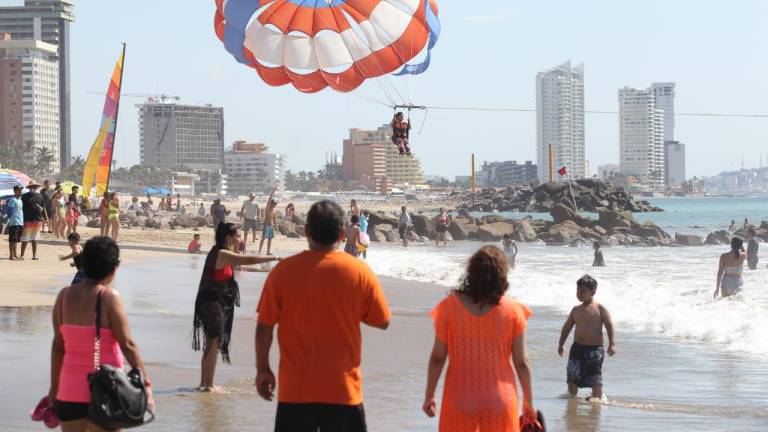 “Mazatlán ya no tiene fines de semana malos”, expresó José Gámez Valle, representante de la organización hotelera.