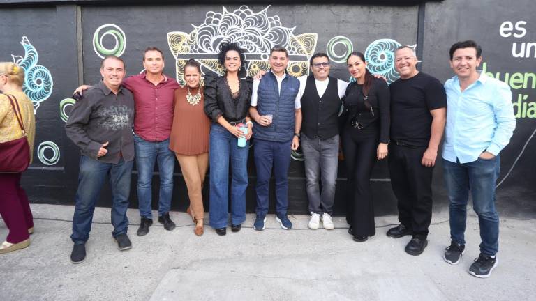 Juan Pablo López, Juan José Ruiz, Diana Rice, Elsy López, Arturo Lizárraga Mercado, Amado Guzmán Reynaud, Elva Acedo, Héctor Peniche y Saúl Gaxiola.