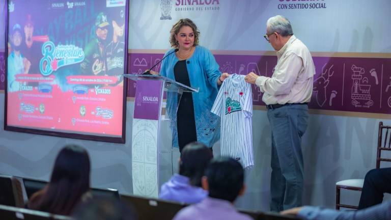 La presidenta del DIF Sinaloa, Eneyda Rocha Ruiz, da a conocer el Cuadrangular del Bienestar.