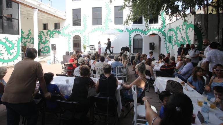 Celebran la entrega de juegos infantiles y rehabilitación en ‘Brunch con Causa’ del Museo de Arte