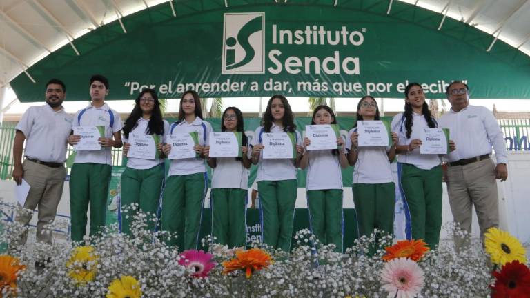 Reconoce el Instituto Senda a sus alumnos de excelencia