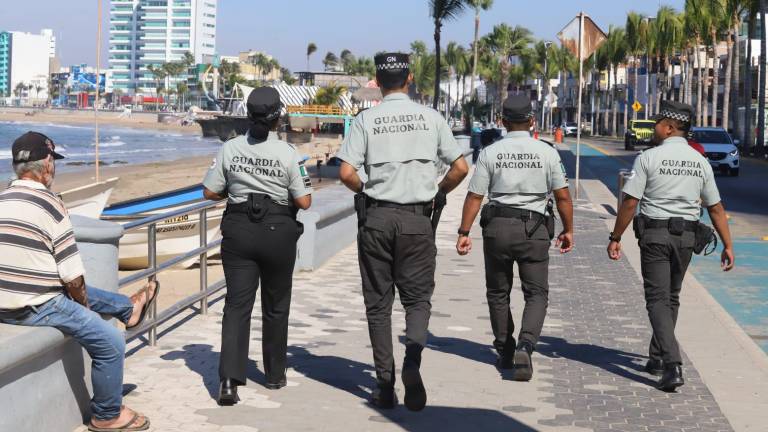 Vigilancia en la zona turística de Mazatlán.