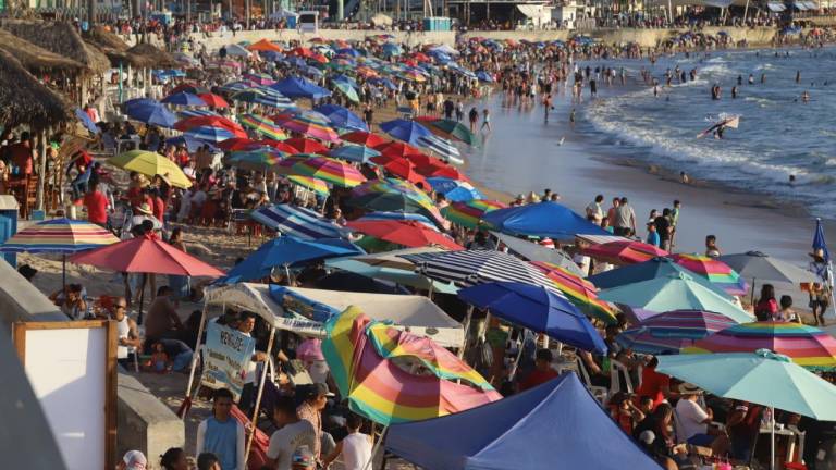 Mazatlán estuvo abarrotado de turistas en Semana Santa.