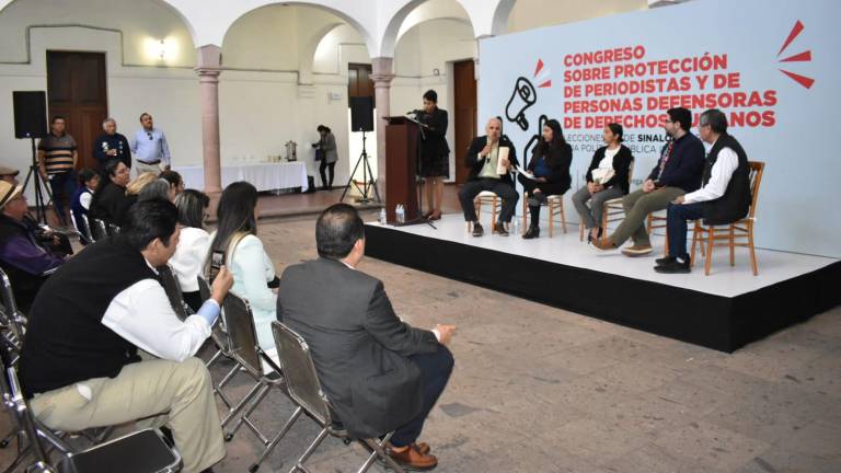 El Congreso Sobre Protección de Periodistas y de Personas Defensoras de Derechos Humanos reunió a periodistas y activistas en el Museo de Arte de Sinaloa.