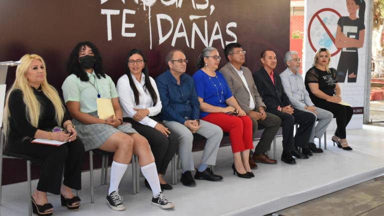 El programa ‘Si te drogas te dañas’ fue presentado en la escuela Secundaria Federal Número 4, en Culiacán.