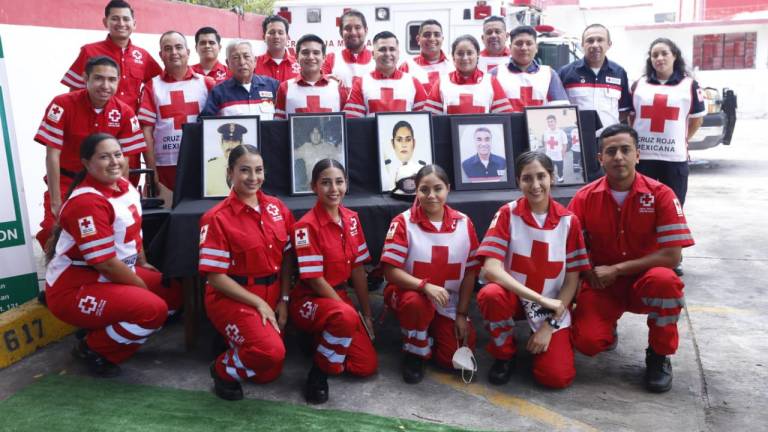 En el evento se rindió homenaje póstumo a los socorristas ya fallecidos.