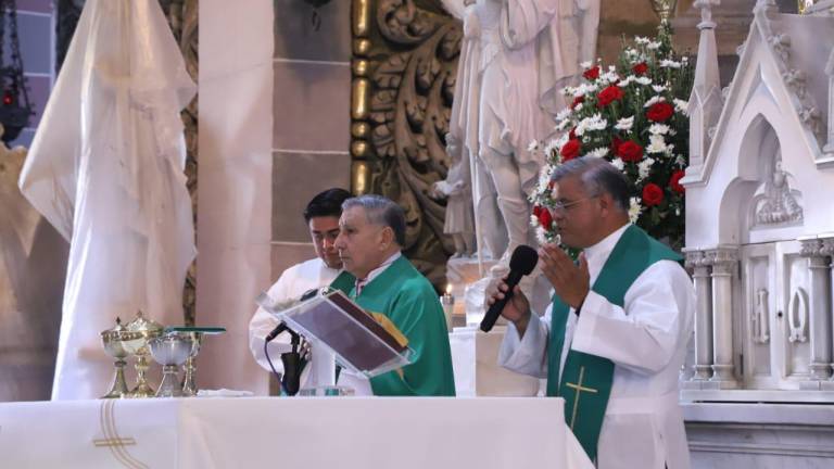 El Obispo Mario Espinosa Contreras dice que los diputados deben ponerse a disposición de los ciudadanos.