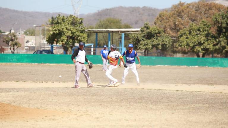 Siguen los playoffs en el Chololos.