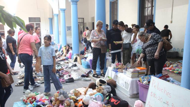 Bazar con causa del Orfanatorio Mazatlán tiene respuesta favorable