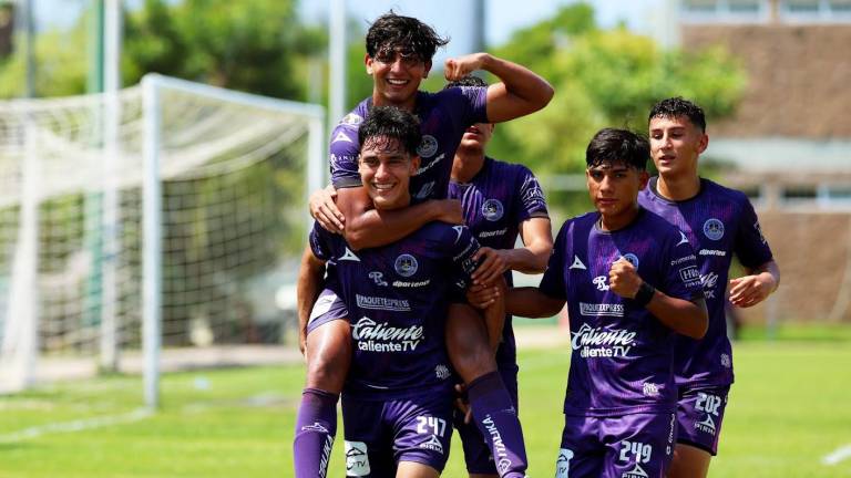 La Armería de Mazatlán FC suma puntos ante el Querétaro