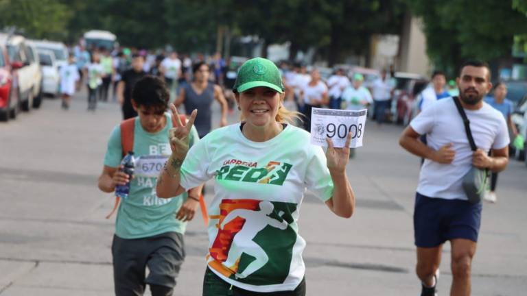 Se pintan de verde en la séptima edición de la carrera de Cobaes