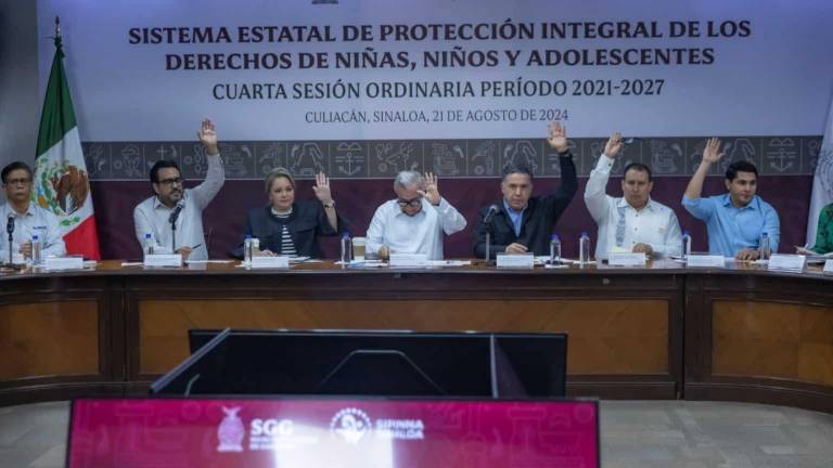 El Gobernador Rubén Rocha Moya y otros funcionarios participaron en la cuarta sesión ordinaria del Sistema Estatal de Protección Integral de los Derechos de Niñas, Niños y Adolescentes.