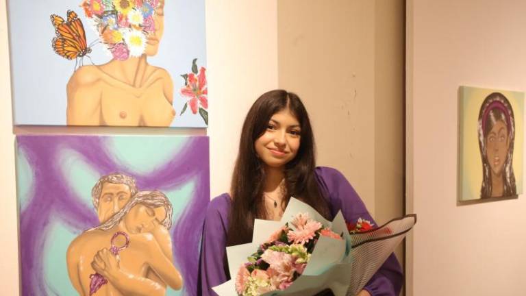 Valentina Muñoz con el título de ‘Morado y verde’ recibió la beca PECDAS 2023-2024 en el rubro de Adolescentes Creadores Nuevos Talentos.